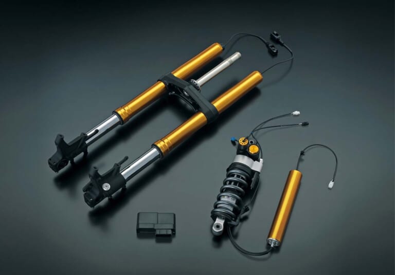 suzuki｜GSX-S1000GX｜欧州仕様｜2026年モデル｜新型はウイングレット搭載！ スズキが「GSX-S1000GX」の2026年モデルを発表【海外】