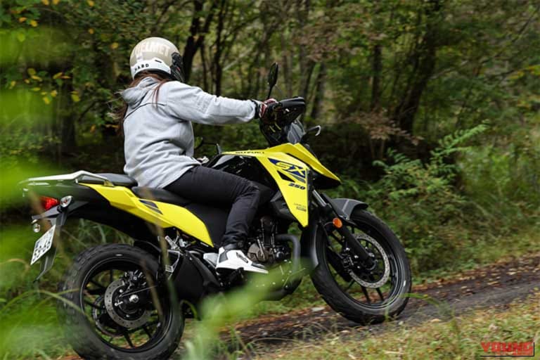 SUZUKI Vストローム250SX｜【新型試乗】スズキ(SUZUKI)Vストローム250SXは「オンロードメインで楽しむ扱いやすいツアラーモデル」！