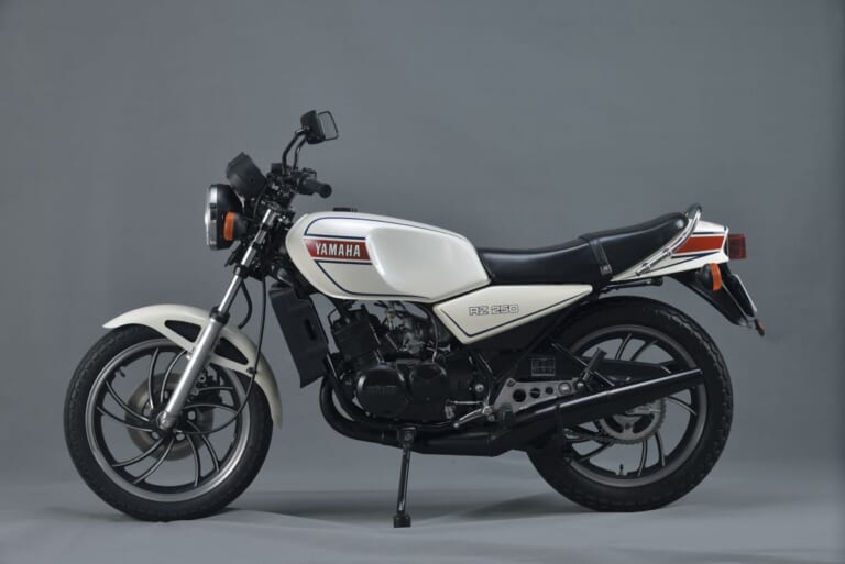 YAMAHA RZ250｜ヤマハ(YAMAHA)RZ250/350:2サイクルを再興させたレプリカブームの始祖【1980～1982】