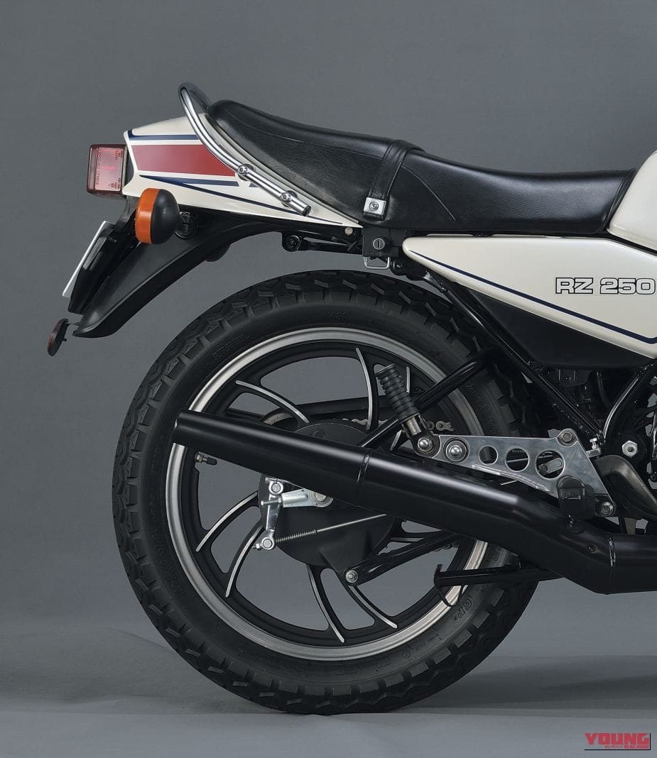 |【2スト名車】ヤマハ(YAMAHA)RZ250/350各部解説:新時代の到来を主張した新技術【1980~1982】