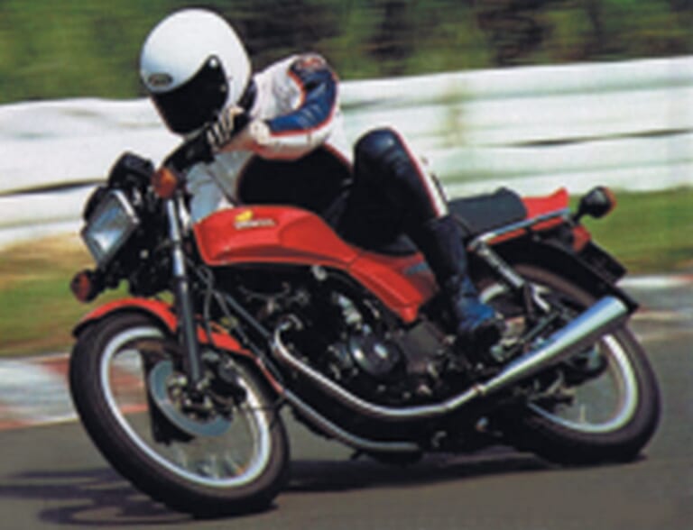 HONDA CB250RS|【2スト名車】ヤマハ(YAMAHA)RZ250【1980~1982】:ライバル比較試乗から垣間見えた圧倒的な性能