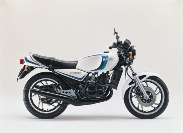 YAMAHA RZ350｜ヤマハ(YAMAHA)RZ250/350の系譜：一時代を築いた名2ストたち【1980～1988】