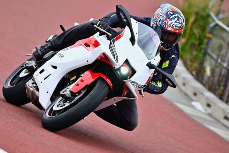 ヤマハ|YZF-R9|試乗インプレッション|【見た目とは裏腹に意外と街乗りも快適だった!】ヤマハ「YZF-R9」2025モデル試乗レポート