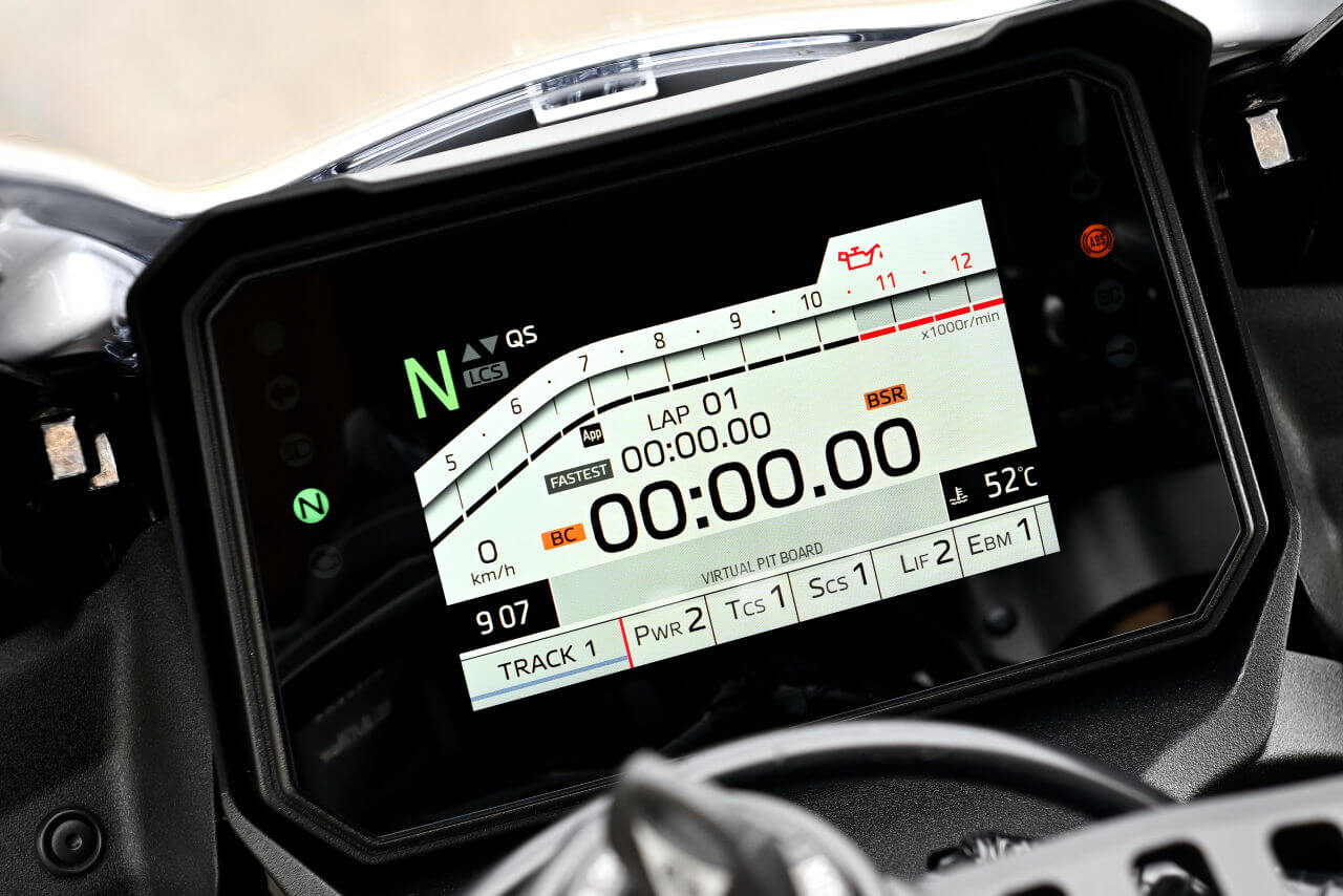 ｜【見た目とは裏腹に意外と街乗りも快適だった！】ヤマハ「YZF-R9」2025モデル試乗レポート