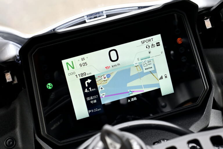 ヤマハ|YZF-R9|試乗インプレッション|【見た目とは裏腹に意外と街乗りも快適だった!】ヤマハ「YZF-R9」2025モデル試乗レポート