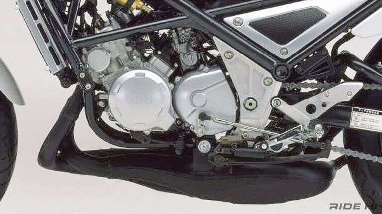 ヤマハ｜R1-Z｜1990｜【2スト旧車】ヤマハ「R1-Z」は心臓部にTZR250系バラツインを搭載し、ヤマハでは異端のワイルドさを誇った