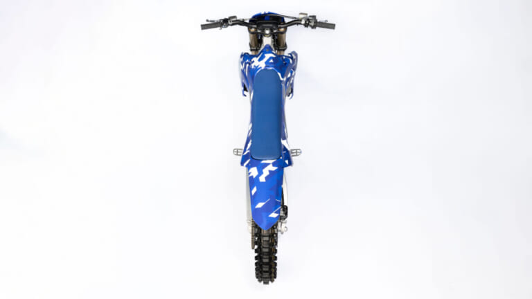 ヤマハ|YE-01レーシングコンセプト|ヤマハが電動モトクロッサー「YE-01レーシングコンセプト」を開発中! FIMモトクロス選手権のプロトタイプ電動バイクの新カテゴリー“MXEP”に参戦意向を表明!【EICMA】