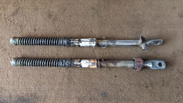 【DIY整備アイテム】プラもゴムも全部洗えるってマジ!?「オールマテリアルパーツクリーナー」体験レポート|【DIY整備アイテム】プラもゴムも全部洗えるってマジ!?「オールマテリアルパーツクリーナー」体験レポート