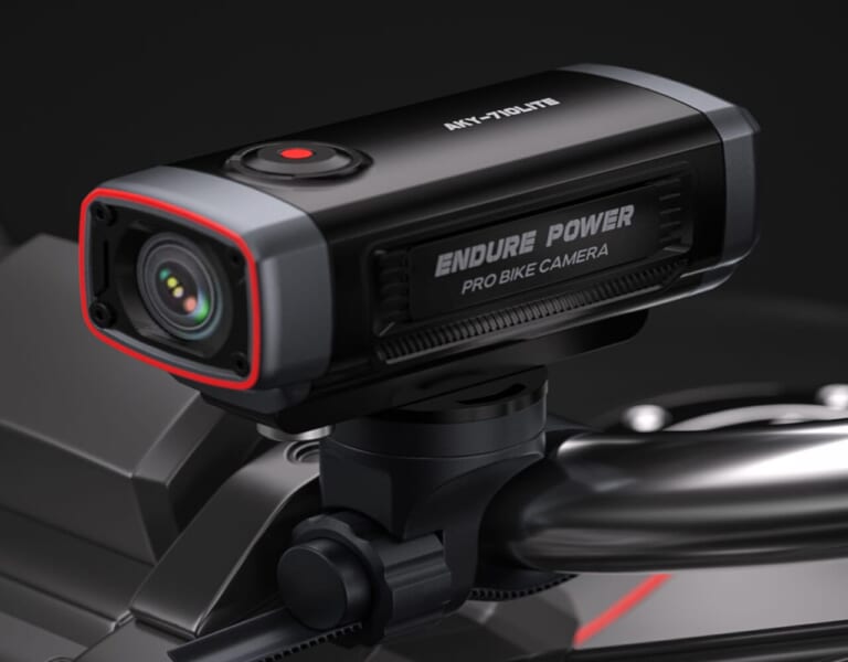 6時間丸ごと録画可能！新提案のドライブレコーダー「AKY-710Lite」がバイクライフの安心を底上げ！〈タナックス〉