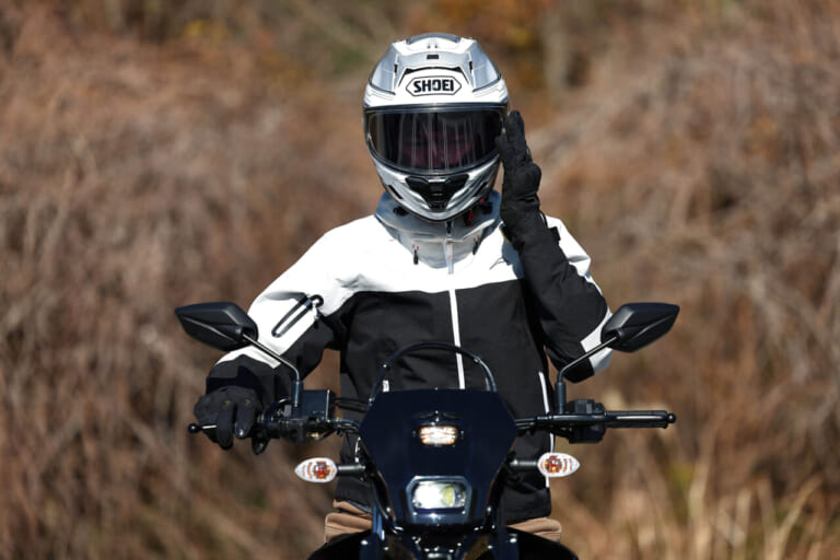 SHOEI｜e:DRYLENS｜「一度使ったらやめられない!」明るさが“自動的に”変わる!! 曇り止め+電子調光のSHOEI「e:DRYLENS」をテスト【試用インプレッション】