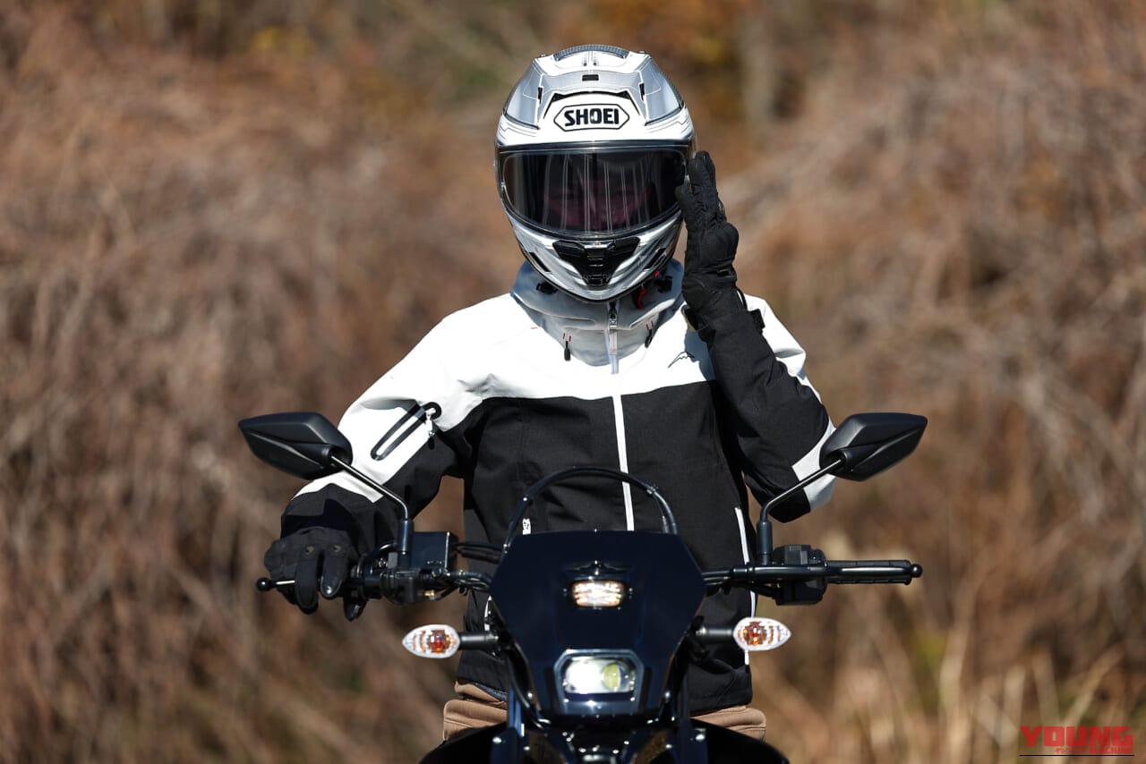 |「一度使ったらやめられない!」明るさが“自動的に”変わる!! 曇り止め+電子調光のSHOEI「e:DRYLENS」をテスト【試用インプレッション】