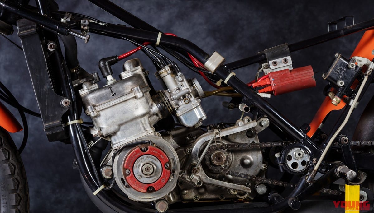 ハーレーダビッドソン|アエルマッキ|RS250|「空冷2ストのハーレー?!」のちに水冷化された2ストレーサー「RR250」は普通にディーラーで買えた