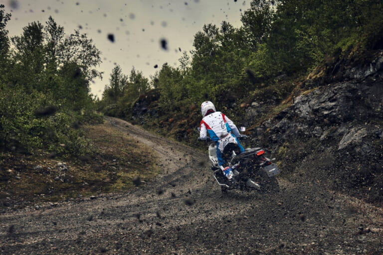 ホンダ|X-ADV|欧州仕様|2026年モデル|【欧州新車】ホンダ「X-ADV スペシャルエディション」次はトリコロールだ! アフリカツインみが高まるアドベンチャースクーター
