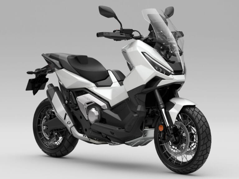 ホンダ|X-ADV|欧州仕様|2026年モデル|【欧州新車】ホンダ「X-ADV スペシャルエディション」次はトリコロールだ! アフリカツインみが高まるアドベンチャースクーター