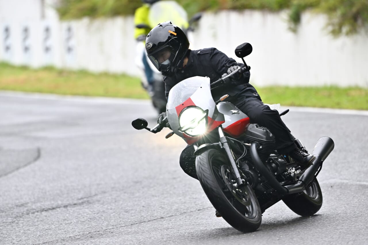 那須MSL外国車試乗会｜レッドバロン｜普通二輪免許でOK! サーキットで思う存分乗り比べ〈那須MSL外国車試乗会〉