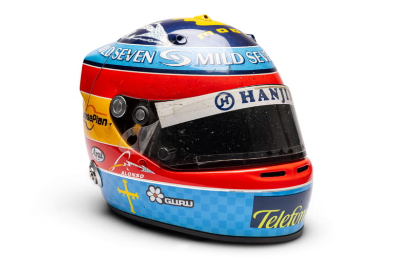 フェルナンド・アロンソ 2004年 アライ|「全部わかる?」最高落札額は1億円超え!! 超レアな使用済み“本物”レース仕様ヘルメット5選!