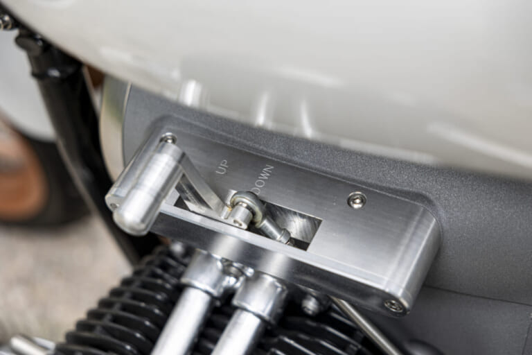 BMW R18|ナイジェル・マンセル|実はナイジェル・マンセル、バイクが大好き! BMWのワンオフカスタムを制作