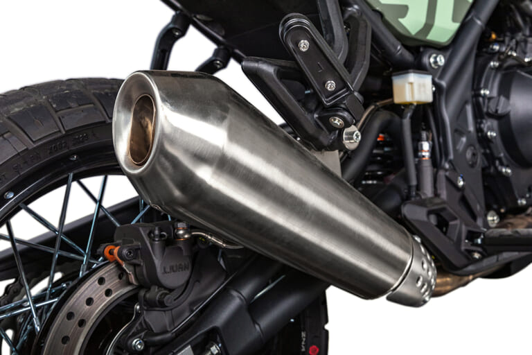 BRIXTON|CROSSFIRE500STORR|サイレンサー|唯一無二!新時代のアドベンチャーモデル・ブリクストン ストー(BRIXTON STORR)