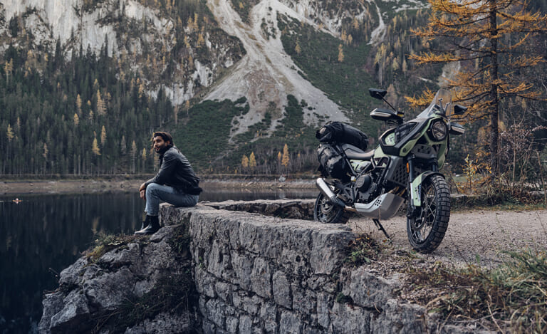 BRIXTON|CROSSFIRE500STORR|唯一無二!新時代のアドベンチャーモデル・ブリクストン ストー(BRIXTON STORR)