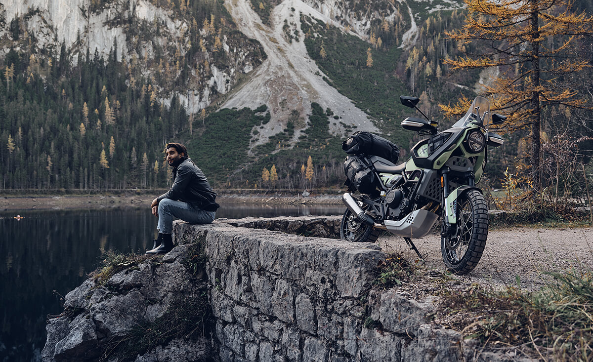 BRIXTON|CROSSFIRE500STORR｜唯一無二！新時代のアドベンチャーモデル・ブリクストン ストー(BRIXTON STORR)