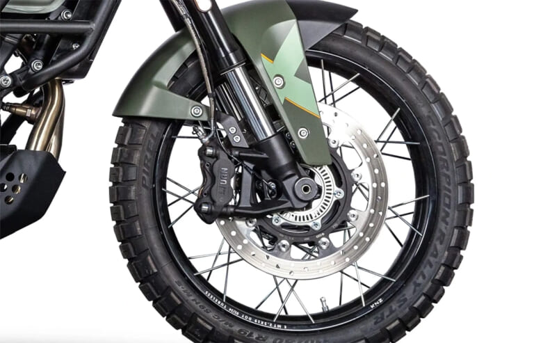 BRIXTON|CROSSFIRE500STORR|フロントブレーキ|唯一無二!新時代のアドベンチャーモデル・ブリクストン ストー(BRIXTON STORR)