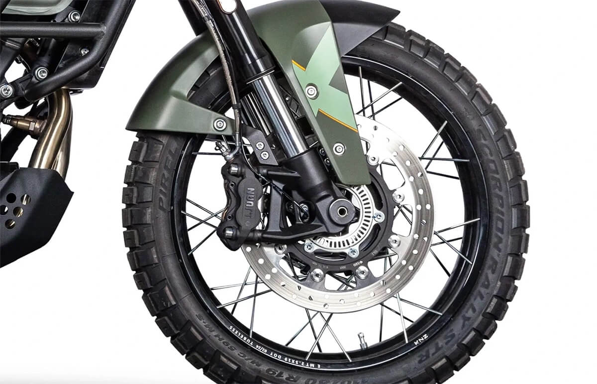 BRIXTON|CROSSFIRE500STORR｜フロントブレーキ｜唯一無二！新時代のアドベンチャーモデル・ブリクストン ストー(BRIXTON STORR)