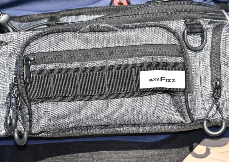 ライディングウエスト｜【タナックスの本気】あの“キャンピングシートバッグ”のDNAがここに！ ツーリングの達人が辿り着く「最強ウェストバッグ」の実力を暴く