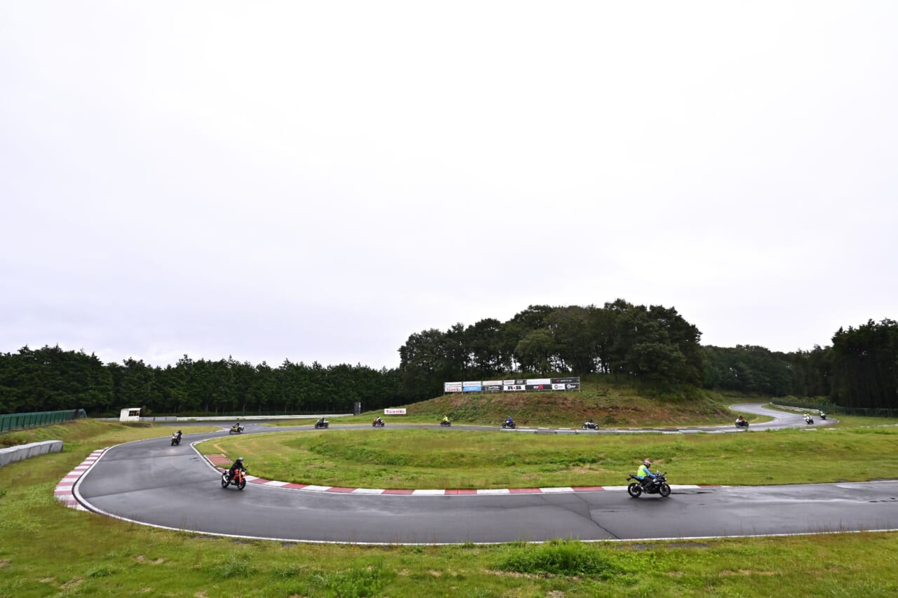 那須MSL外国車試乗会｜レッドバロン｜普通二輪免許でOK! サーキットで思う存分乗り比べ〈那須MSL外国車試乗会〉
