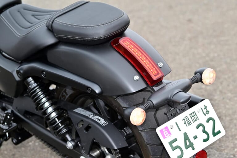 QJモーター｜SRV250A｜【新車試乗】「この見た目でオートマ?!」水冷Vツイン搭載の軽二輪クルーザー「QJMOTOR SRV250A」はクラス初『AMT』搭載【インプレッション】