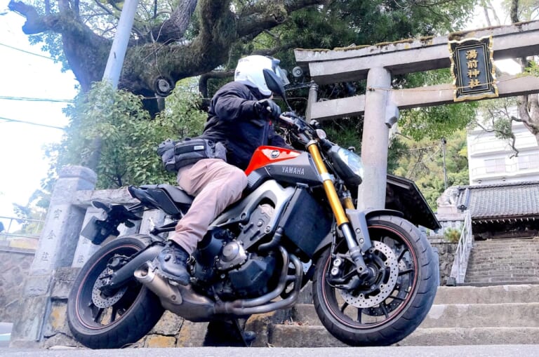 ライディングウエスト｜【タナックスの本気】あの“キャンピングシートバッグ”のDNAがここに！ ツーリングの達人が辿り着く「最強ウェストバッグ」の実力を暴く