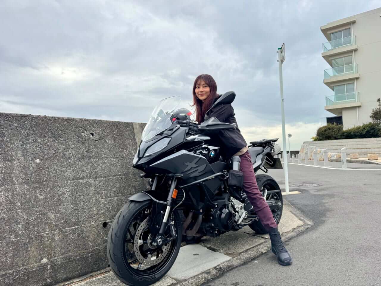 指出瑞貴｜「BMW F900XRとワタシが走る、理由。」 