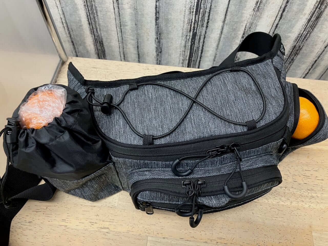 ライディングウエスト｜【タナックスの本気】あの“キャンピングシートバッグ”のDNAがここに！ ツーリングの達人が辿り着く「最強ウェストバッグ」の実力を暴く