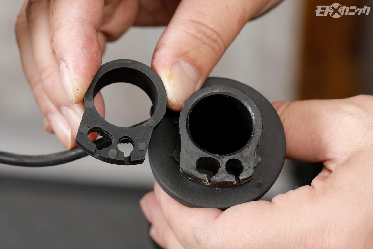 ｜純正並みの細さで冬も快適！操作性を損なわない最新グリップヒーター「EFFEX G2」の実力【実際の取り付け方も解説】