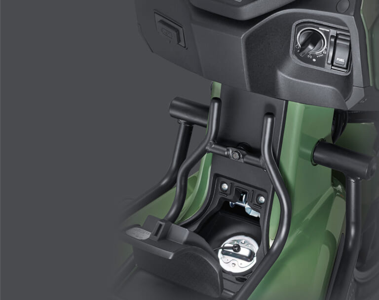 Honda Square X 125|【海外珍車】新大洲本田の異形モデル「スクエアX125」紹介:積載性を追求した、eSPエンジン搭載の「箱型」スクーター