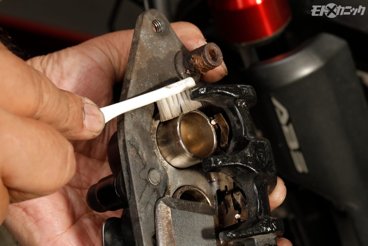 ｜定期的なオイル交換とブレーキメンテはとても重要「常用高回転ユースの原付2種モデル」でメンテを実践!