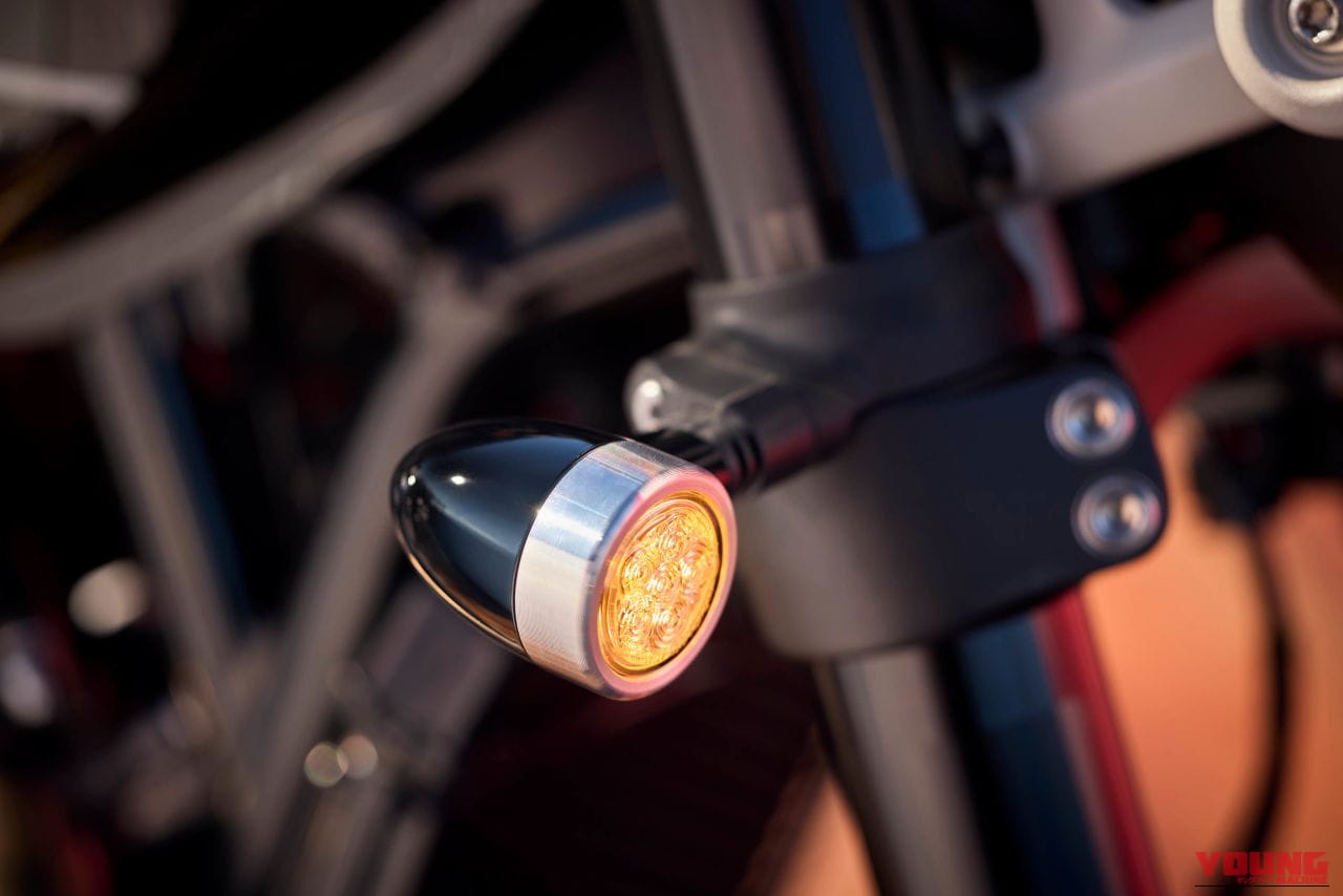 トライアンフ｜トラッカー400｜206年モデル｜【普通二輪免許で乗れる】トライアンフ「スラクストン400」「トラッカー400」見参!! 本日より予約受付開始！