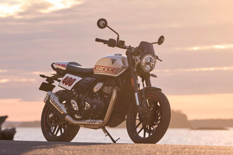 トライアンフ｜トラッカー400｜206年モデル｜【普通二輪免許で乗れる】トライアンフ「スラクストン400」「トラッカー400」見参!! 本日より予約受付開始！