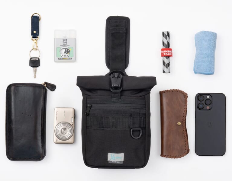 ハーフデイツーリングホルスター｜超速3秒装着！ショートツーリング専用ホルスターバッグ「ハーフデイツーリングホルスター」がタナックスから発売！