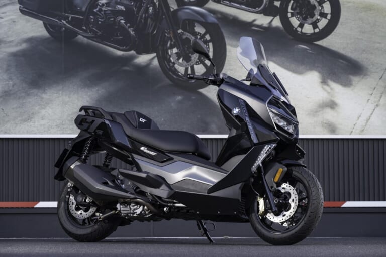 モトラッドミツオカ滋賀|C400GT|レンタルバイク|レンタルBMWで琵琶湖をぐるりと一周。オープンから3年目となるモトラッドミツオカ滋賀の新たな観光提案