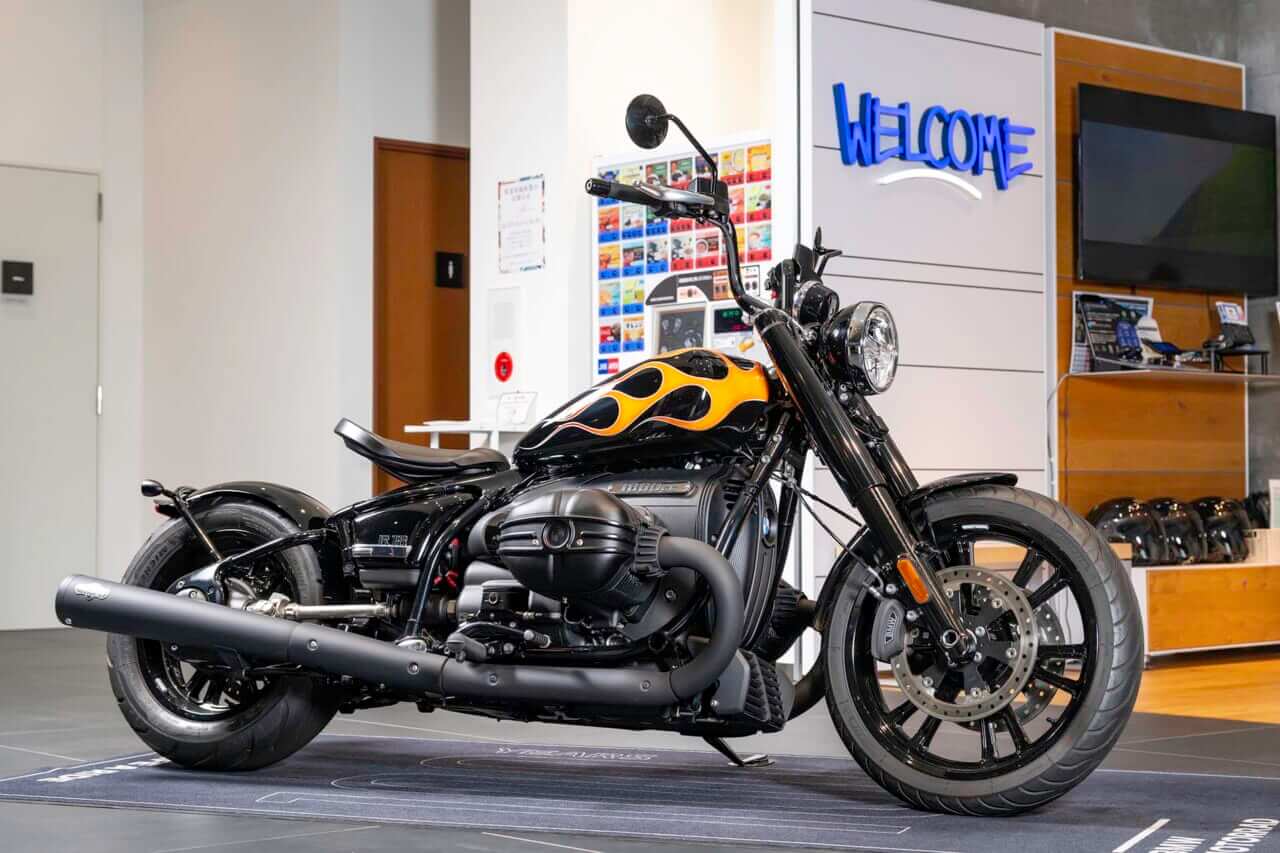 モトラッドミツオカ滋賀｜R18カスタム車｜レンタルBMWで琵琶湖をぐるりと一周。オープンから3年目となるモトラッドミツオカ滋賀の新たな観光提案