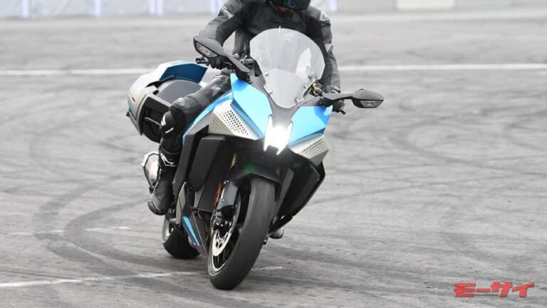 近未来ニンジャ！ カワサキの【水素エンジンモーターサイクル】ジャパンモビリティショー2025でも公開走行！