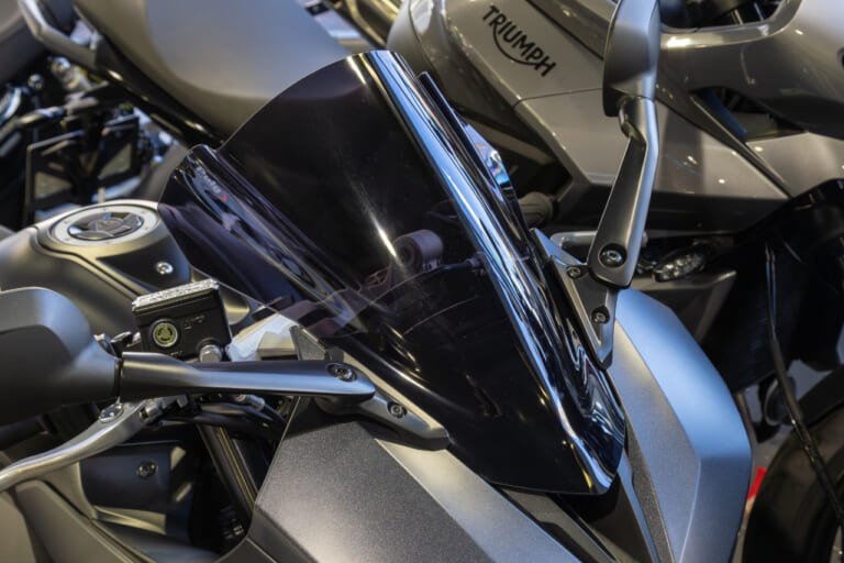 トライアンフ正規ディーラー「横浜港北」の中古車|「トライアンフが気になりはじめたら」【正規ディーラー中古車】のメリットを解説