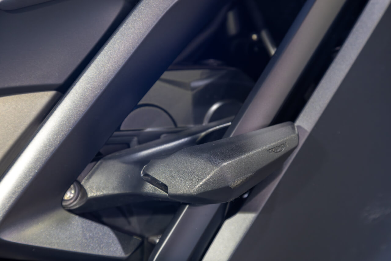 トライアンフ正規ディーラー「横浜港北」の中古車｜「トライアンフが気になりはじめたら」【正規ディーラー中古車】のメリットを解説