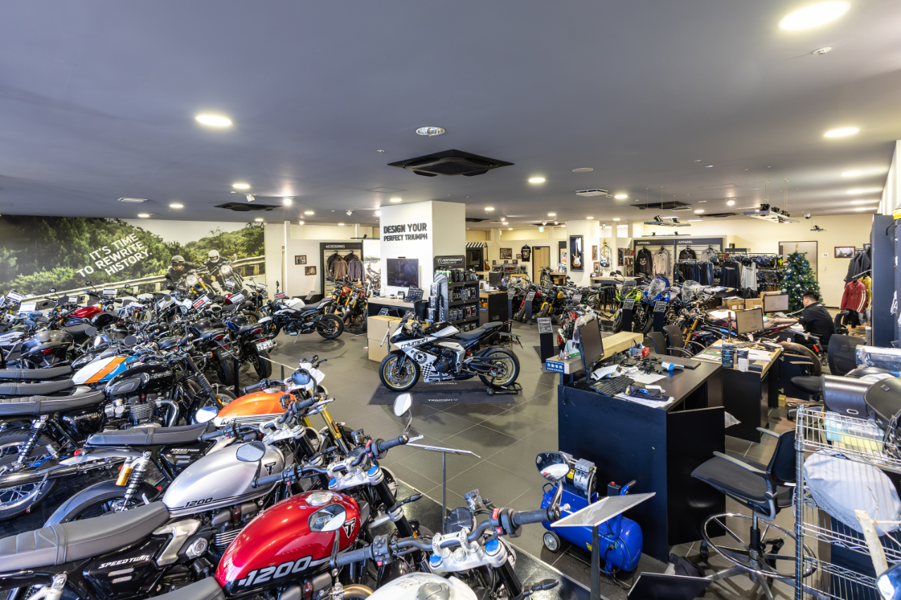 トライアンフ正規ディーラー「横浜港北」の中古車｜「トライアンフが気になりはじめたら」【正規ディーラー中古車】のメリットを解説