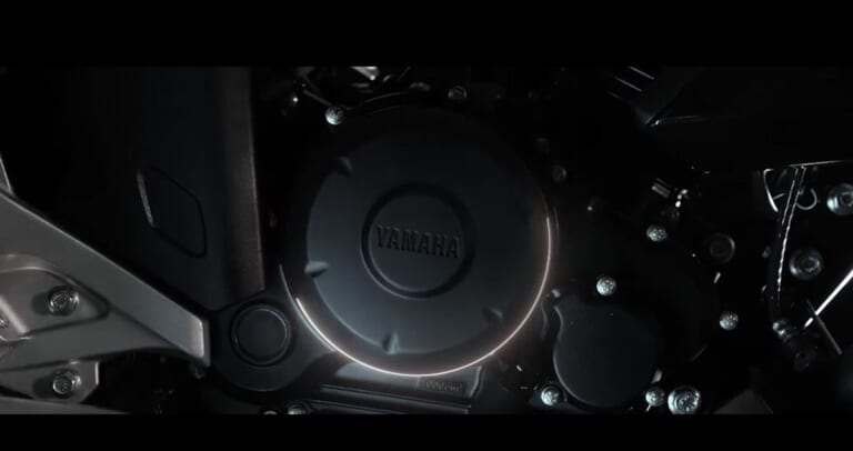 YAMAHA FZ-RAVE|【海外珍車】ヤマハ(YAMAHA)FZ-Rave:MTとは異なるストリートファイター! コネクト機能を搭載したタフモデル