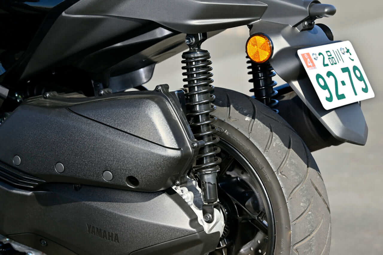 ヤマハ｜XMAX｜2025年モデル｜【“MAXシリーズ”は250ccクラスもやっぱりスポーティ！】ヤマハ　XMAX ’25モデル試乗レポート