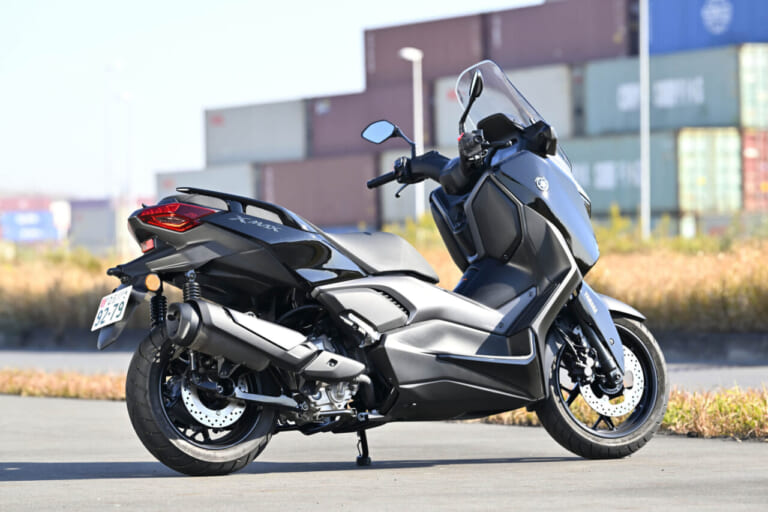 ヤマハ|XMAX|2025年モデル|【“MAXシリーズ”は250ccクラスもやっぱりスポーティ!】ヤマハ XMAX ’25モデル試乗レポート