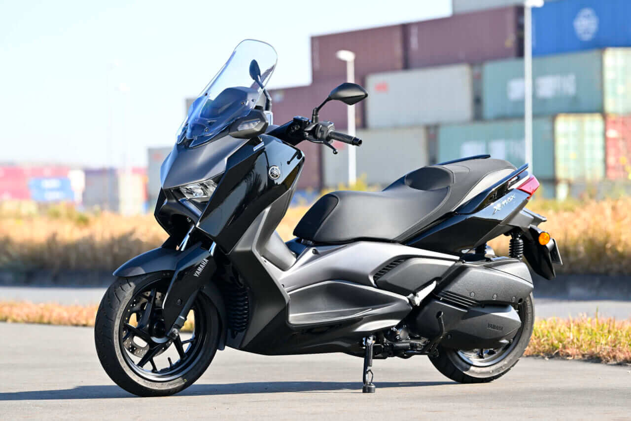 ヤマハ｜XMAX｜2025年モデル｜【“MAXシリーズ”は250ccクラスもやっぱりスポーティ！】ヤマハ　XMAX ’25モデル試乗レポート