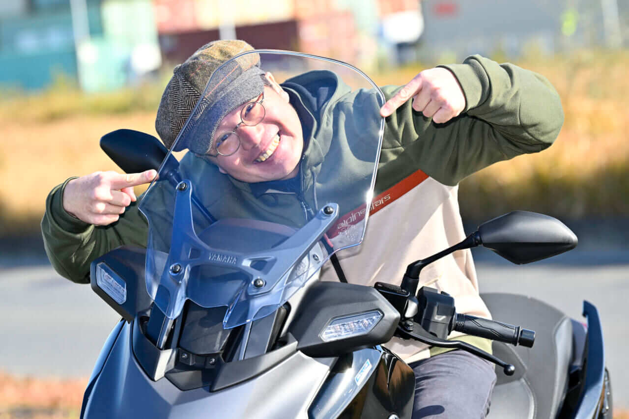 ｜【“MAXシリーズ”は250ccクラスもやっぱりスポーティ！】ヤマハ　XMAX ’25モデル試乗レポート