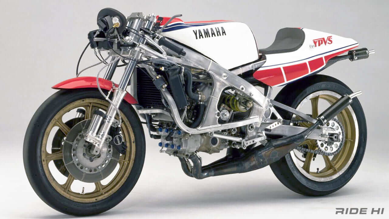 ヤマハ｜RZV500R｜「2スト500が普通のバイク屋で買えた」壮絶メカニズムでV4を具現化したヤマハ「RZV500R」